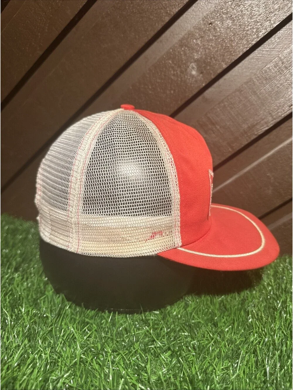 VTG Budweiser Trucker Hat Mesh Snapback Red Orange Bowtie Logo White Piping 80s